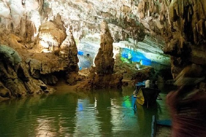 Phong Nha Cave - Dark Cave Day Tour
